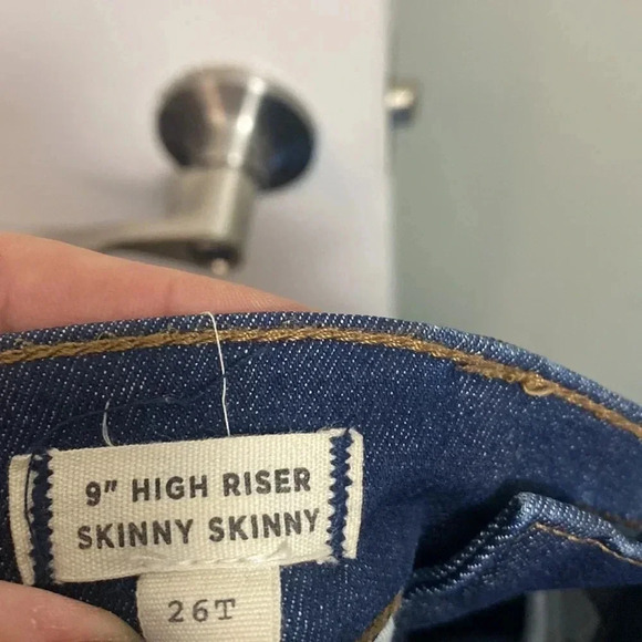 Madewell 9” High Riser Skinny Skinny Jeans - Picture 8 of 8